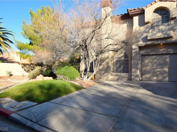 2624 Twin Pines Avenue , Henderson, NV 89074