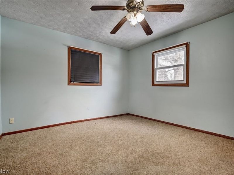 240 HARMON Avenue NW, Brewster, OH 44613 Photo 16