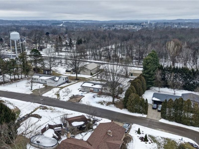 240 HARMON Avenue NW, Brewster, OH 44613 Photo 37