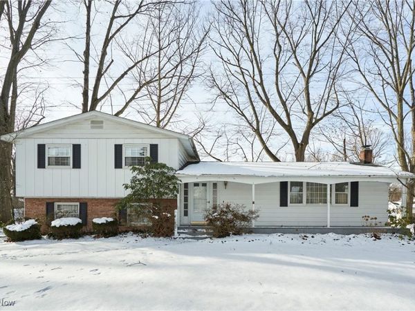 3331 Edington Road, Fairlawn, OH 44333
