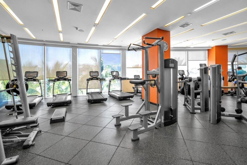 18001 Collins Ave, Unit 917, Sunny Isles Beach, FL 33160 Photo