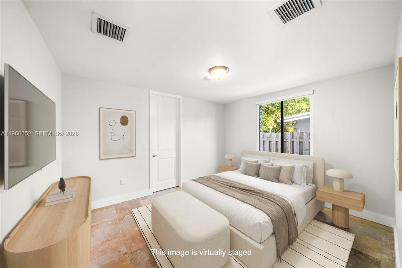 6001 SW 28th St, Miami, FL 33155 Photo