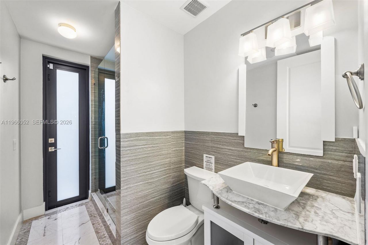 6001 SW 28th St, Miami, FL 33155 Photo