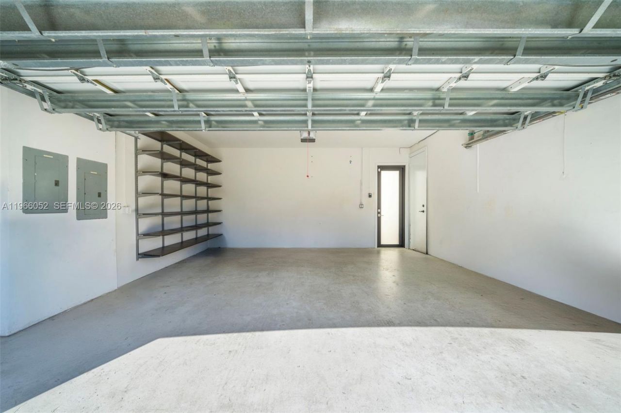 6001 SW 28th St, Miami, FL 33155 Photo