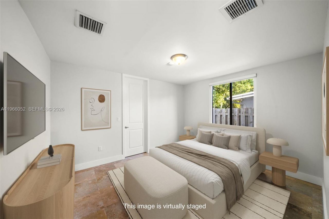 6001 SW 28th St, Miami, FL 33155 Photo