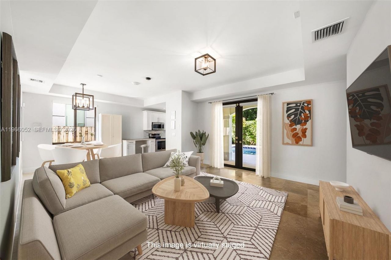 6001 SW 28th St, Miami, FL 33155 Photo