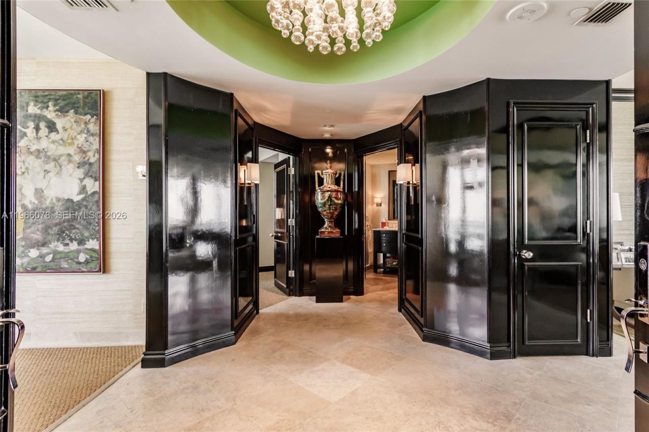 300 S Pointe Dr , Unit 1604, Miami Beach, FL 33139 Photo