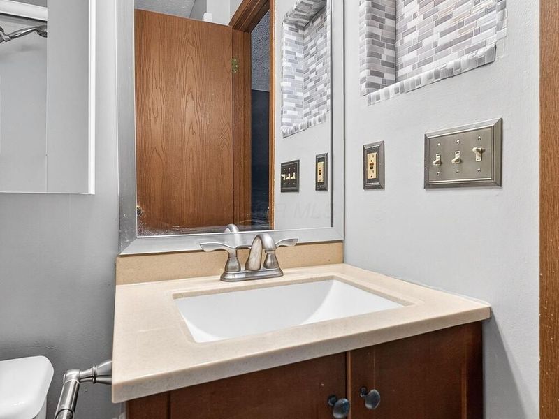 3712 Creek Ridge Court, Columbus, OH 43230 Photo 29