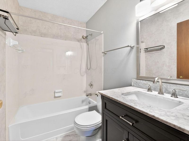 3712 Creek Ridge Court, Columbus, OH 43230 Photo 35