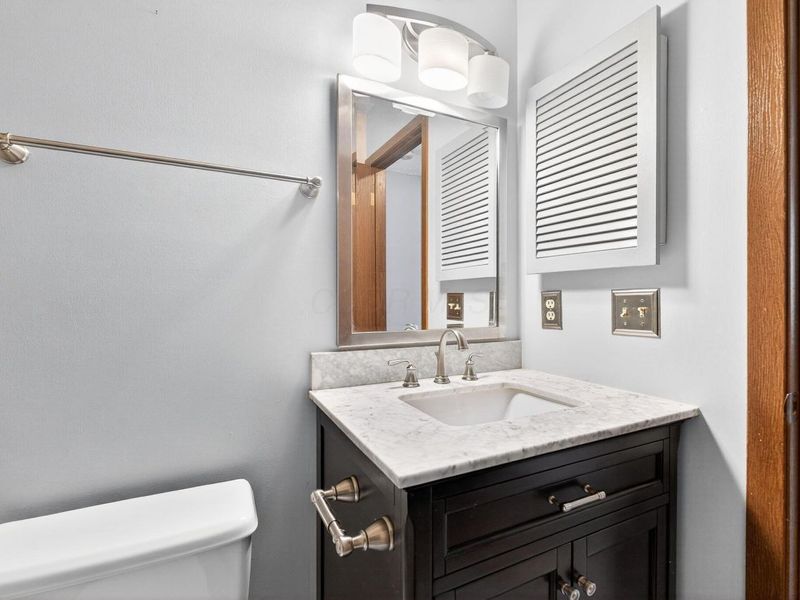 3712 Creek Ridge Court, Columbus, OH 43230 Photo 36