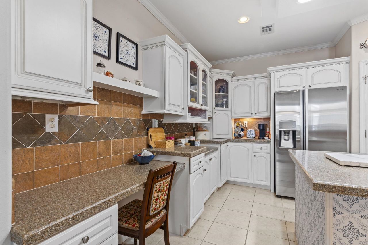 137 Wellspring Dr.  Photo 14