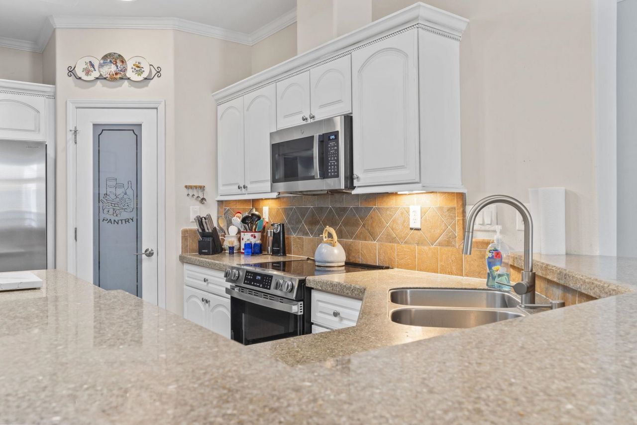 137 Wellspring Dr.  Photo 18