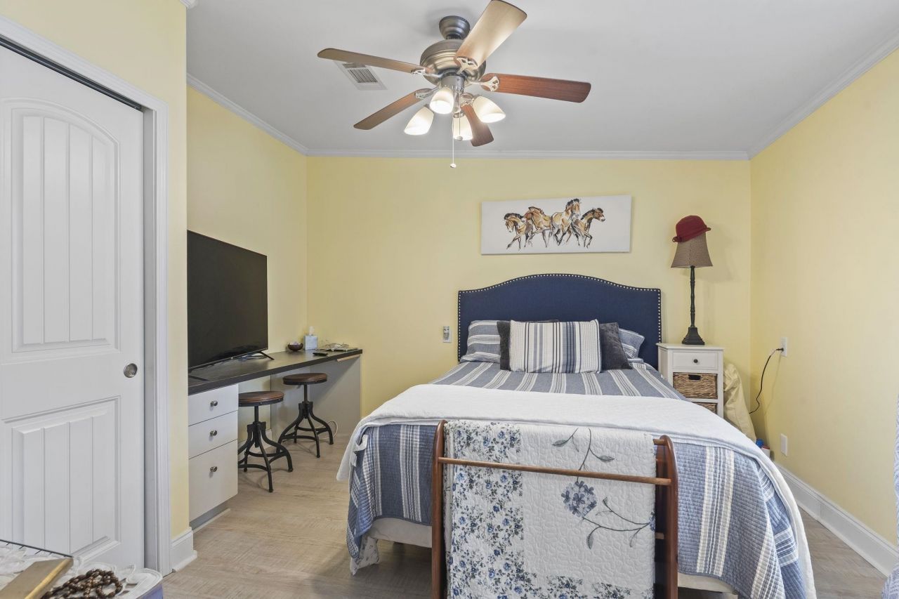 137 Wellspring Dr.  Photo 27