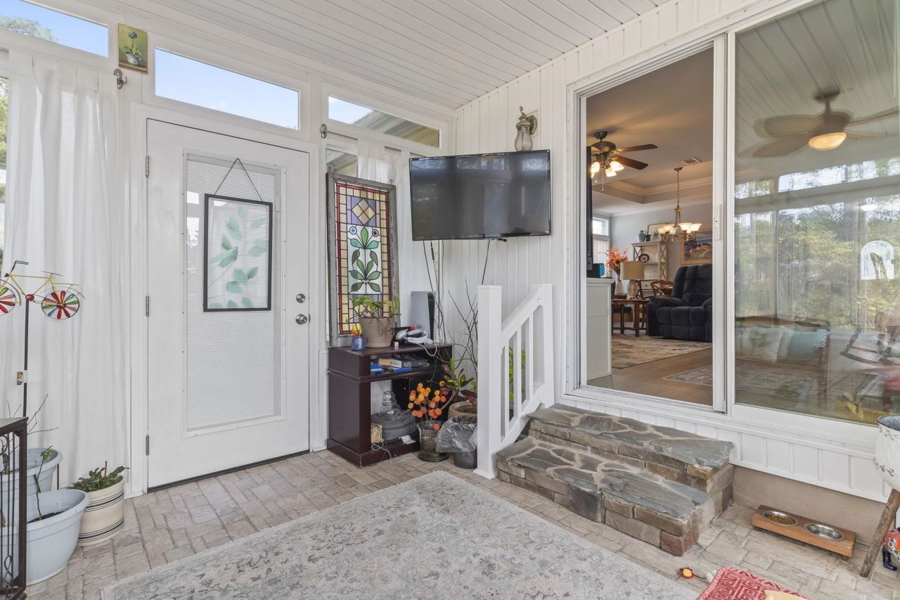 137 Wellspring Dr.  Photo 29