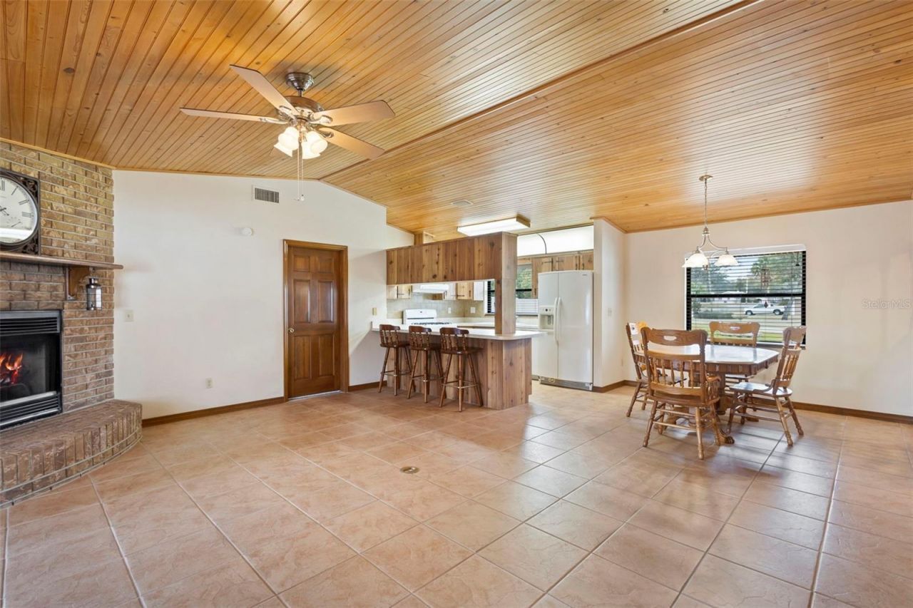 4745 Grand Avenue, De Leon Springs, FL 32130 Photo