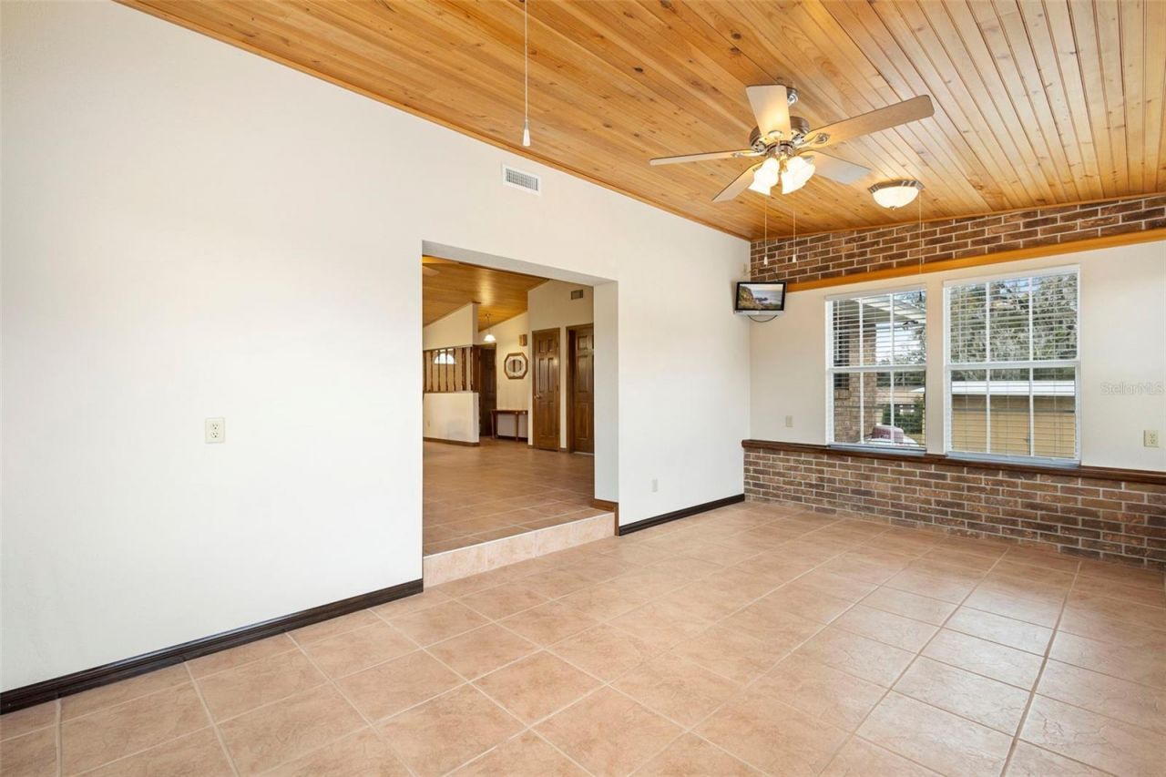 4745 Grand Avenue, De Leon Springs, FL 32130 Photo