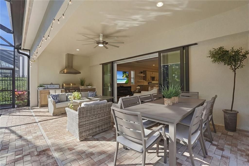 2867 Coco Lakes Dr, Naples, FL 34105 Photo