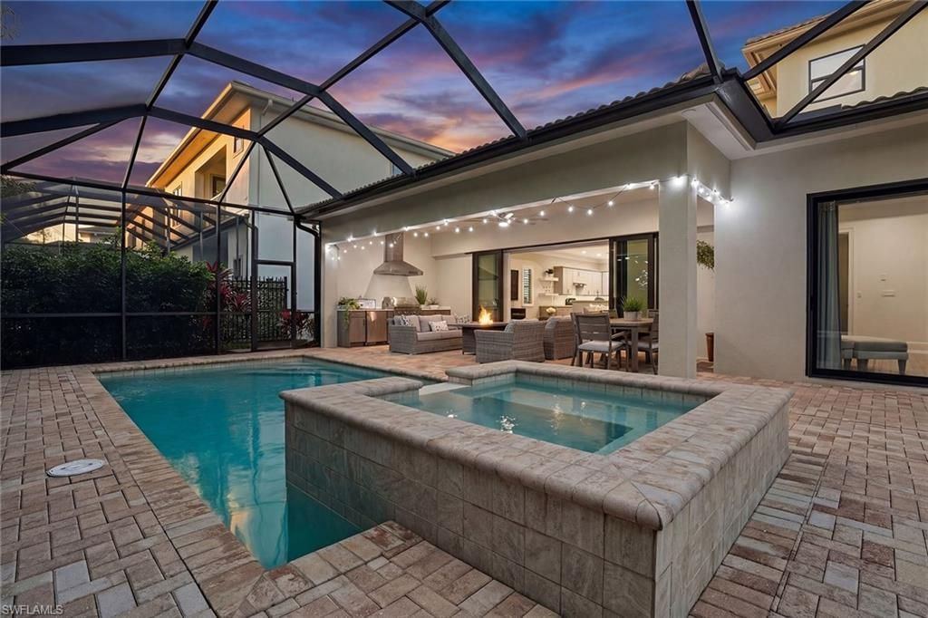 2867 Coco Lakes Dr, Naples, FL 34105 Photo