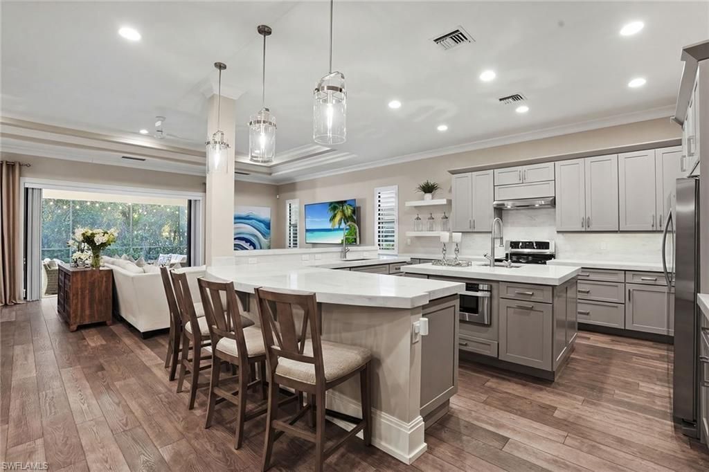 2867 Coco Lakes Dr, Naples, FL 34105 Photo
