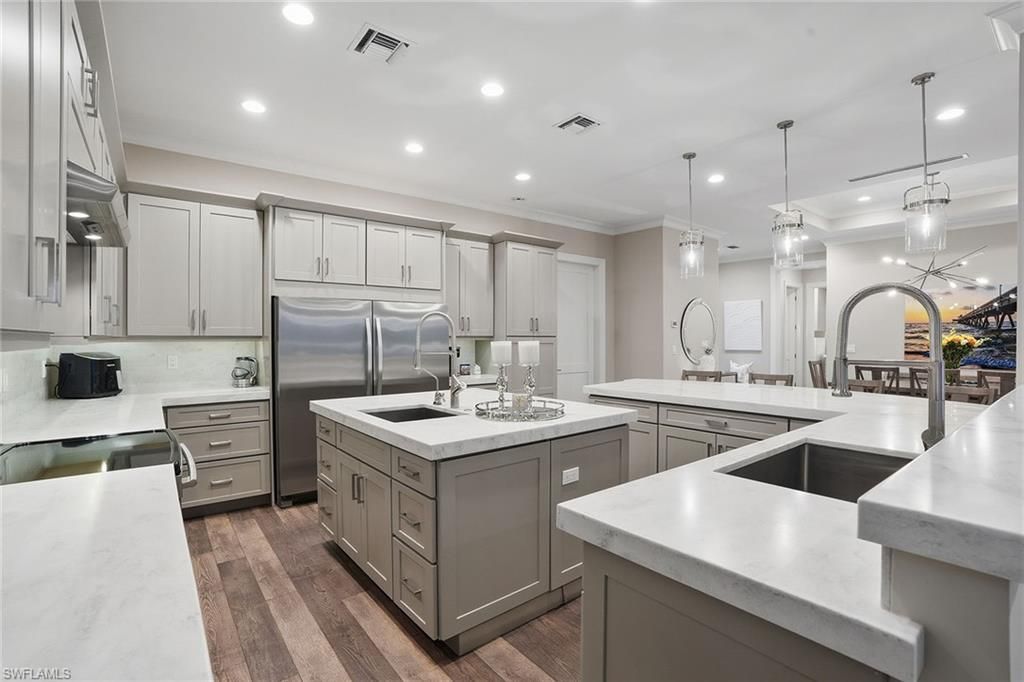 2867 Coco Lakes Dr, Naples, FL 34105 Photo