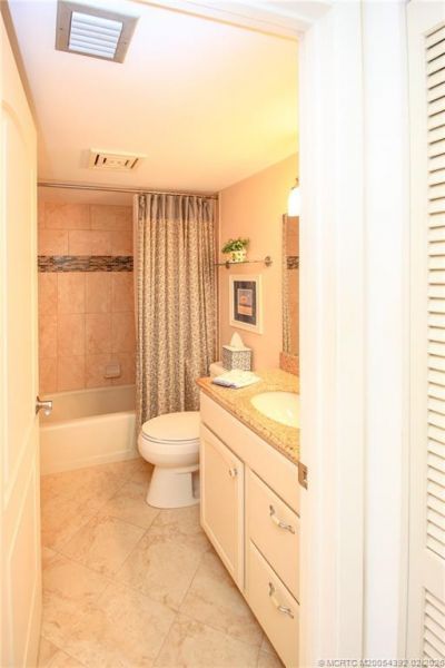 4720 NE Sandpebble Trace, Unit 305, Stuart, FL 34996 Photo