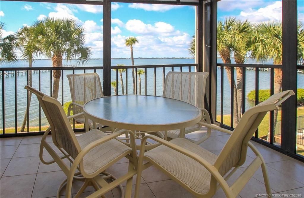 4720 NE Sandpebble Trace, Unit 305, Stuart, FL 34996 Photo
