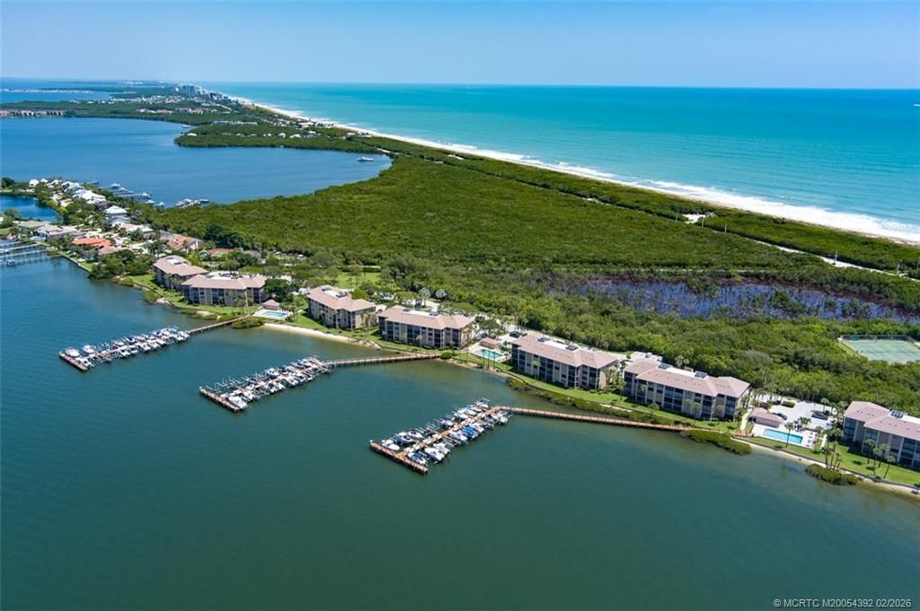 4720 NE Sandpebble Trace, Unit 305, Stuart, FL 34996 Photo