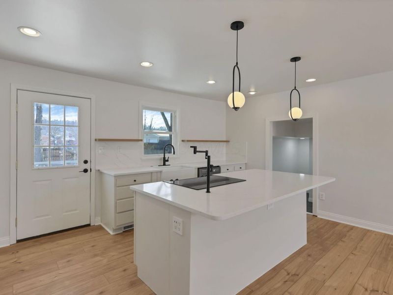 102 Troy Road, Delaware, OH 43015 Photo 13