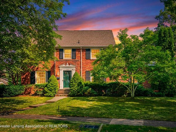 938 Wildwood Drive, East Lansing, MI 48823
