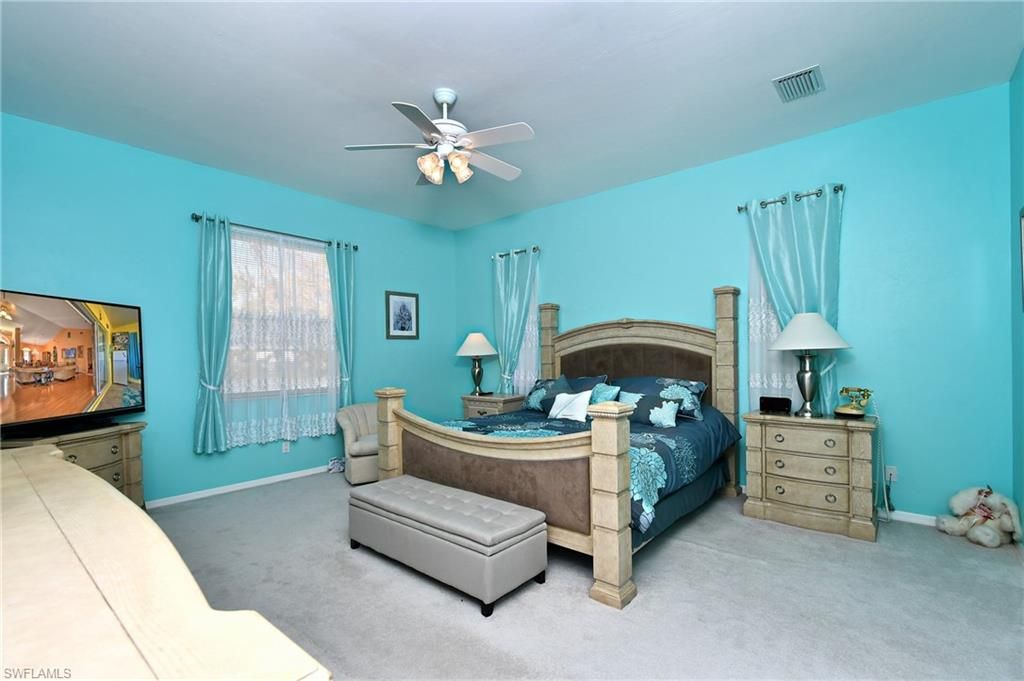 836 Worth Ave S, Lehigh Acres, FL 33974 Photo