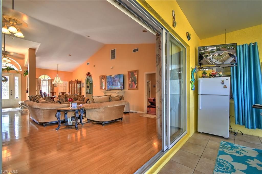 836 Worth Ave S, Lehigh Acres, FL 33974 Photo
