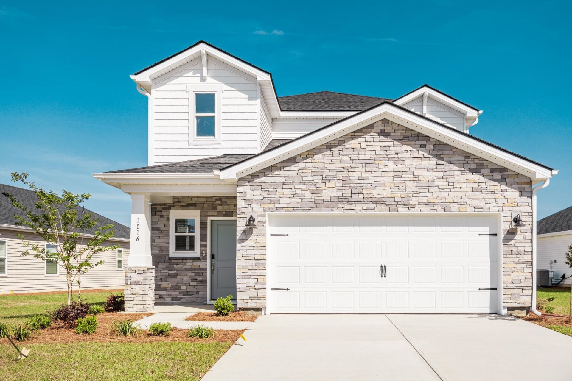 1016 Lauryn Oak Loop Photo 1