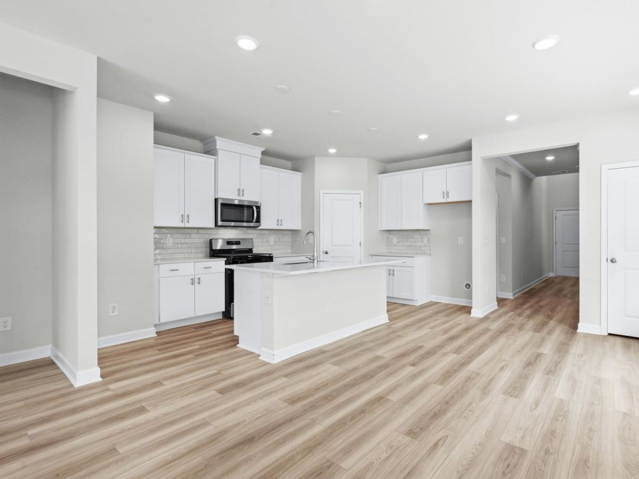 1016 Lauryn Oak Loop Photo 13