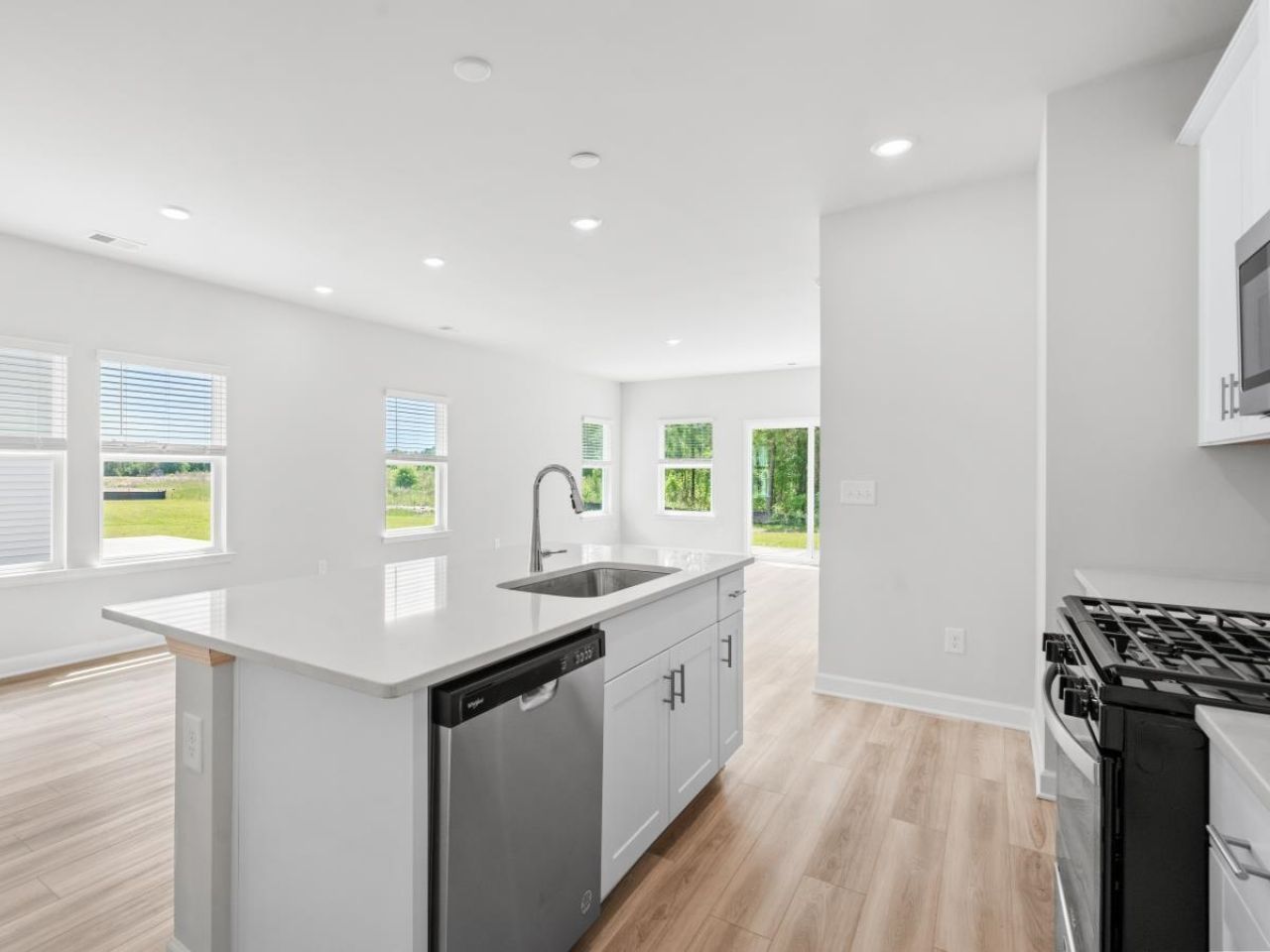 1016 Lauryn Oak Loop Photo 18