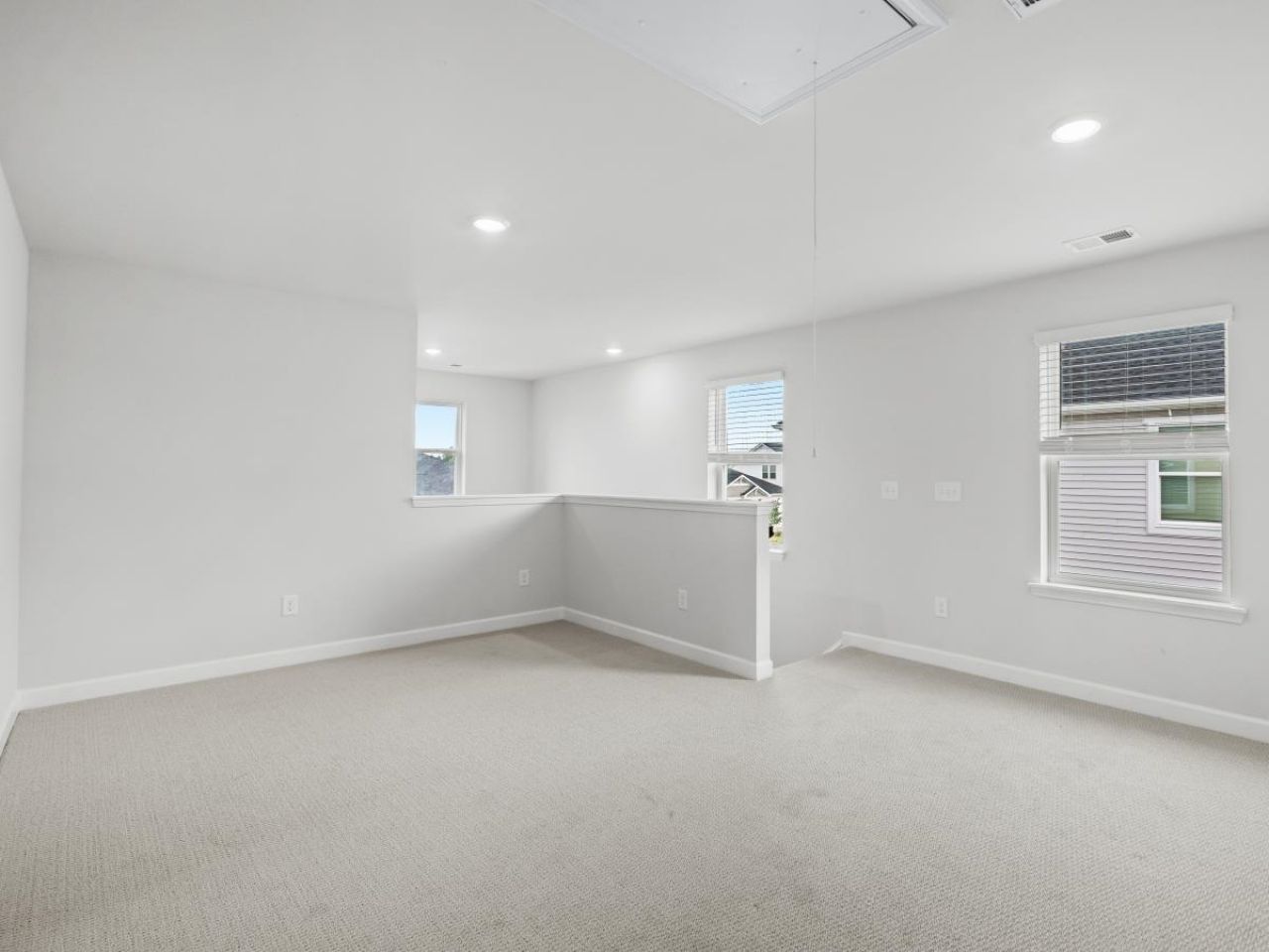 1016 Lauryn Oak Loop Photo 25