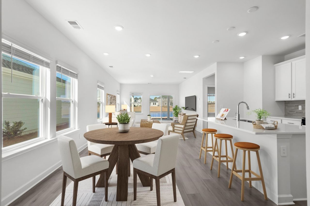 1016 Lauryn Oak Loop Photo 4