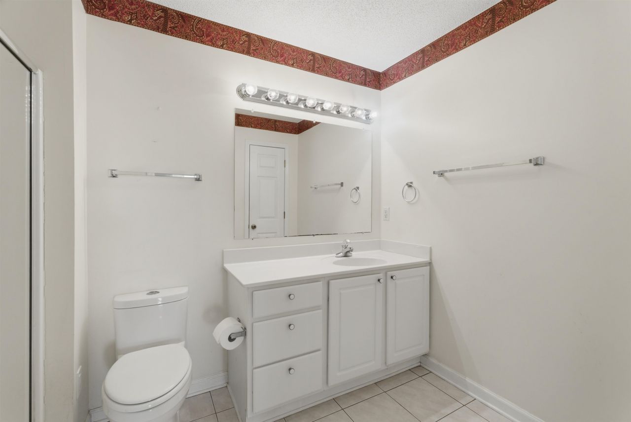 4269 Rivergate Ln. Photo 19