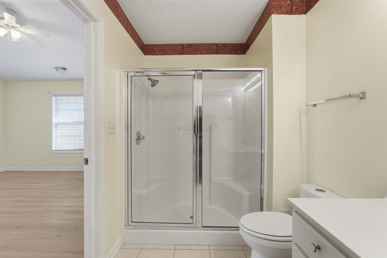 4269 Rivergate Ln. Photo 20