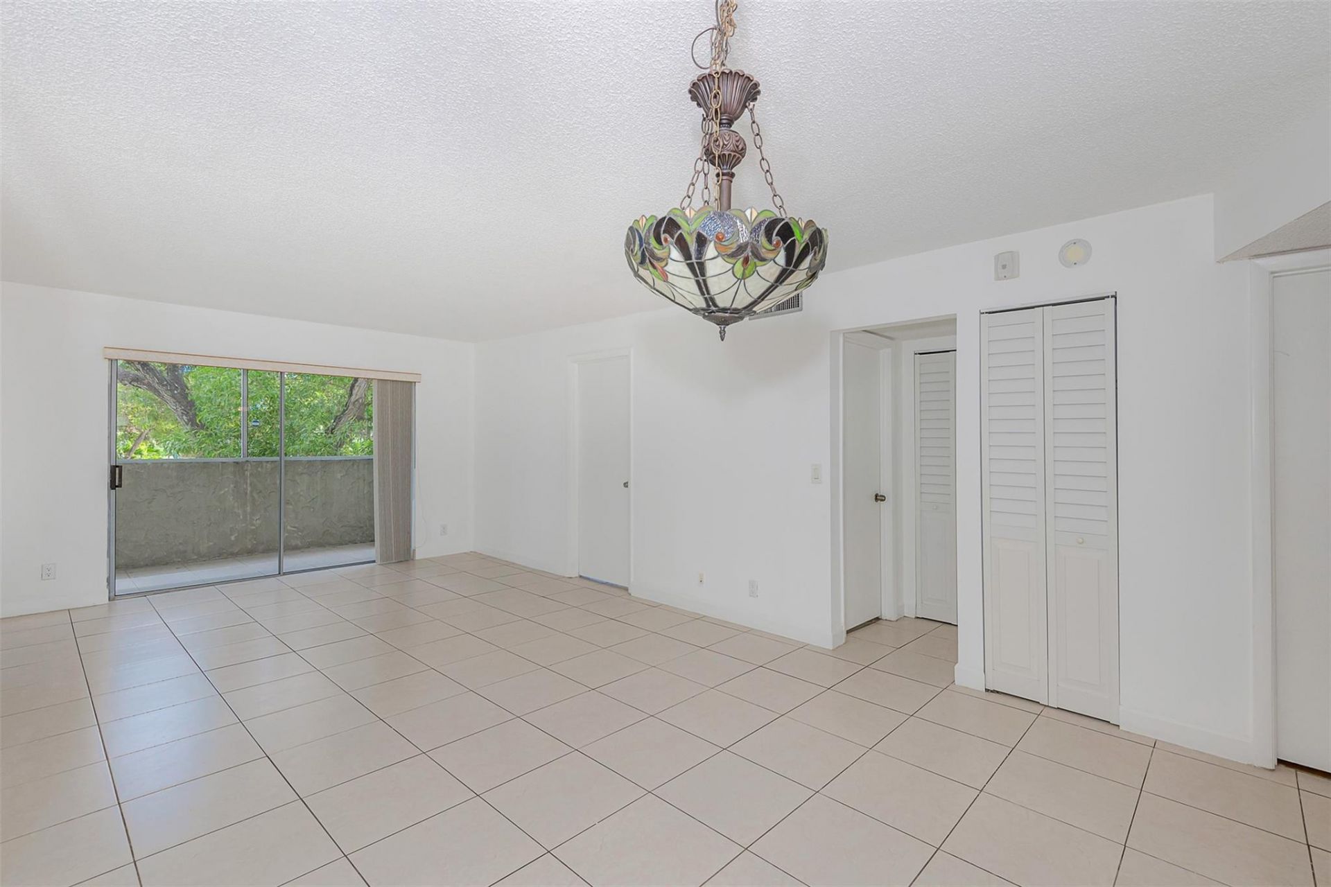 6075 N Sabal Palm Boulevard, Unit 204, Tamarac, FL 33319 Photo