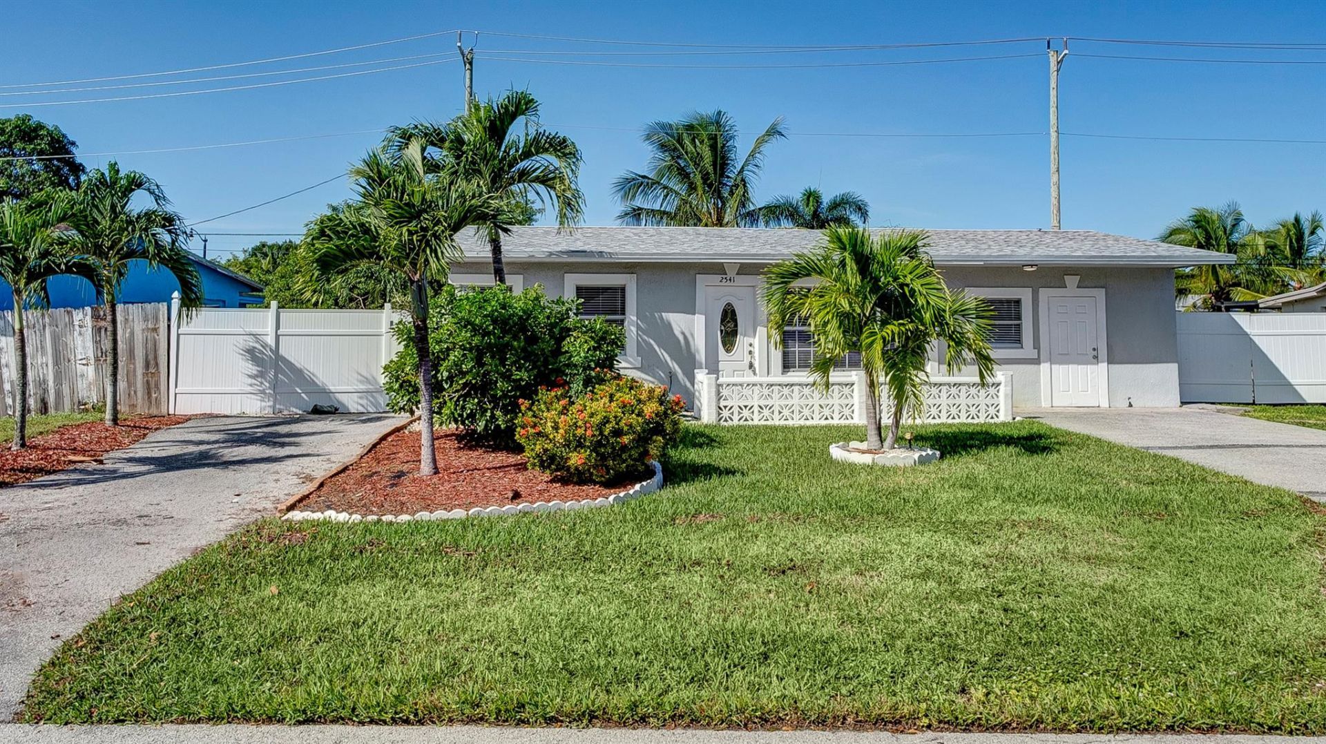 2541 NE 9th Avenue, Pompano Beach, FL 33064 Photo