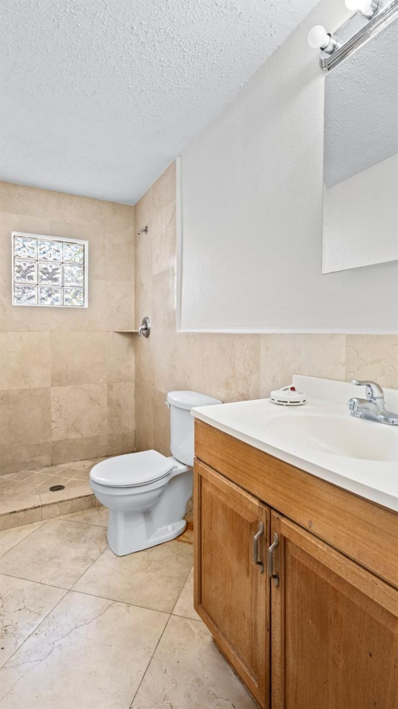 2541 NE 9th Avenue, Pompano Beach, FL 33064 Photo