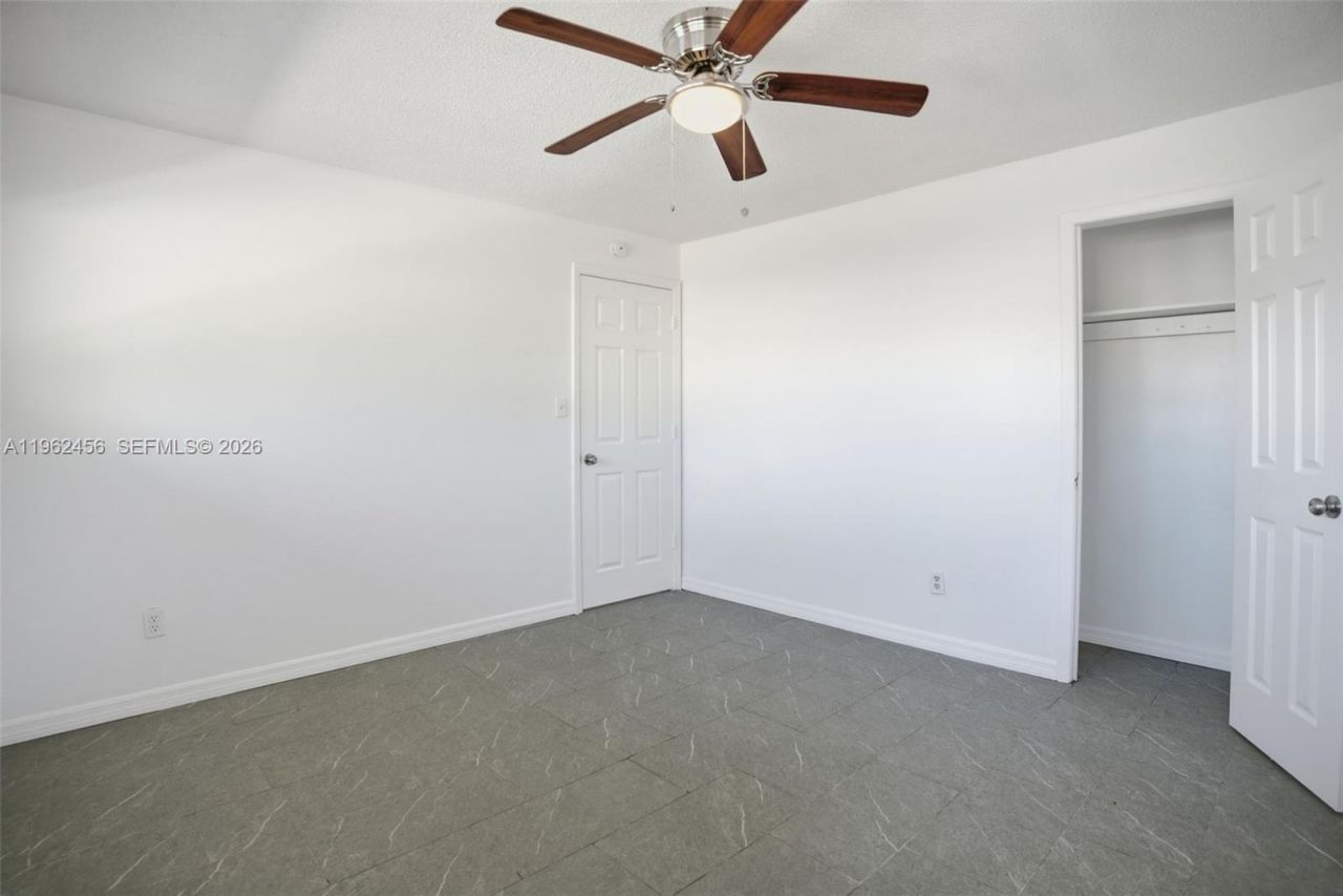 907 N 20th St, Unit B, Fort Pierce, FL 34950 Photo