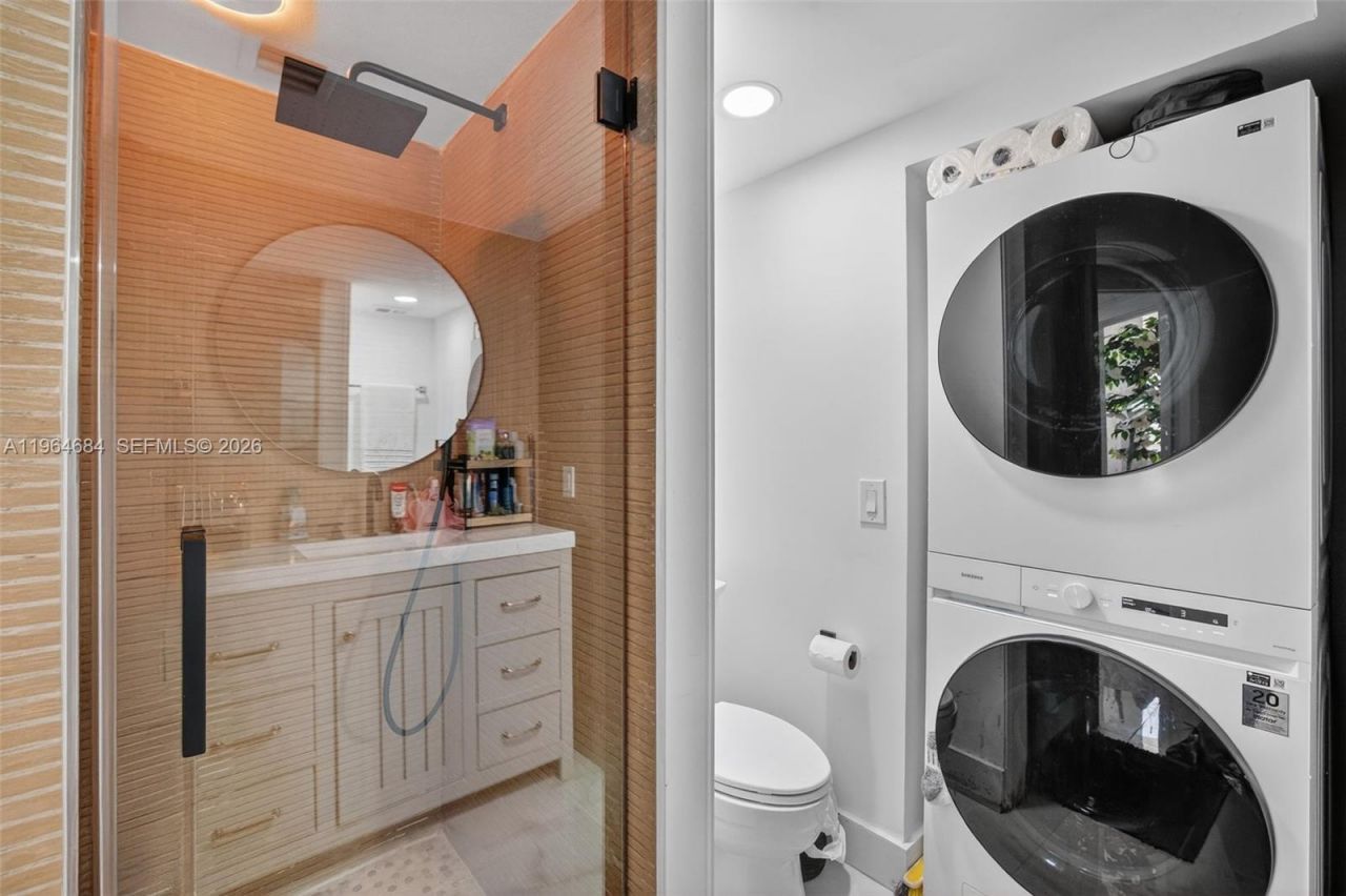 1000 Island Blvd, Unit 1710, Aventura, FL 33160 Photo