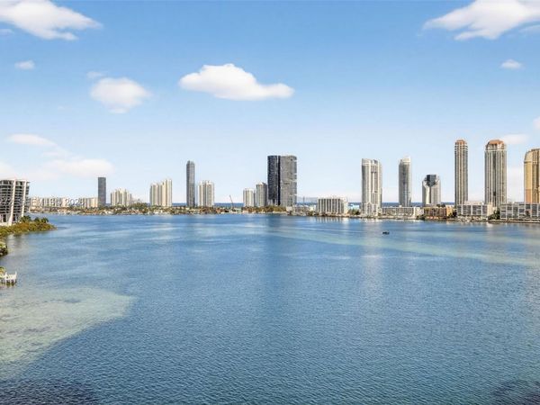 3000 Island Blvd, Unit 1106, Aventura, FL 33160