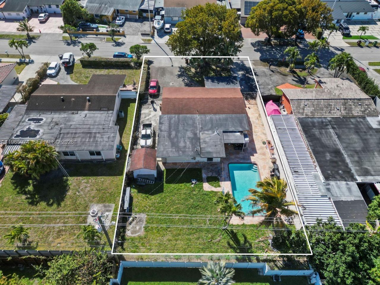 655 W 70th Pl , Hialeah, FL 33014 Photo