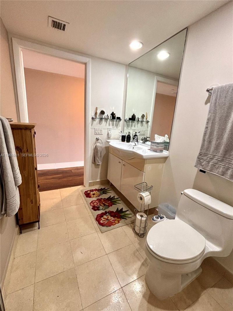 1830 S Ocean Dr, Unit 4505, Hallandale Beach, FL 33009 Photo