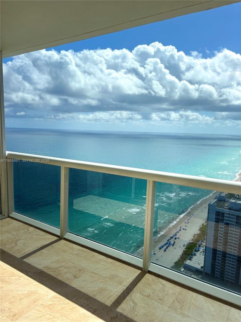 1830 S Ocean Dr, Unit 4505, Hallandale Beach, FL 33009 Photo