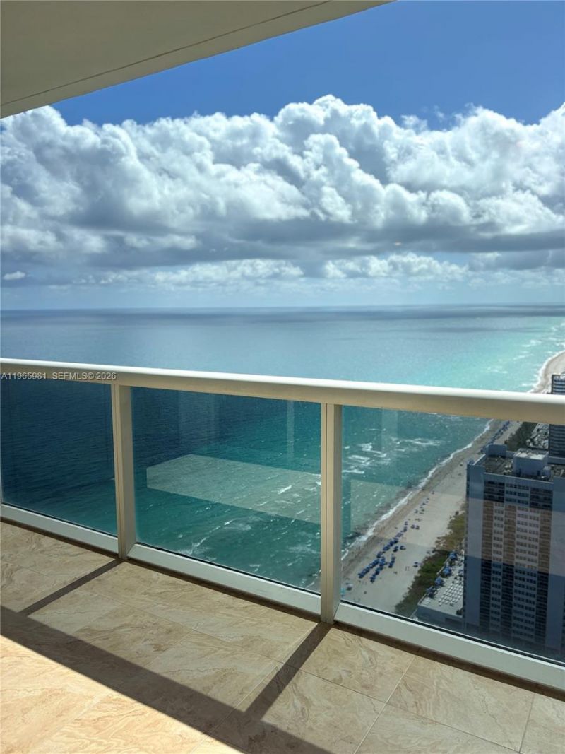 1830 S Ocean Dr, Unit 4505, Hallandale Beach, FL 33009 Photo