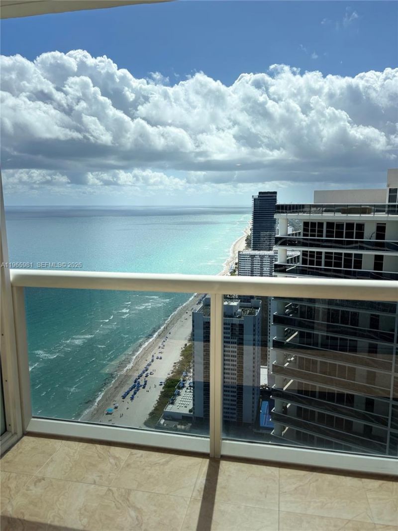 1830 S Ocean Dr, Unit 4505, Hallandale Beach, FL 33009 Photo