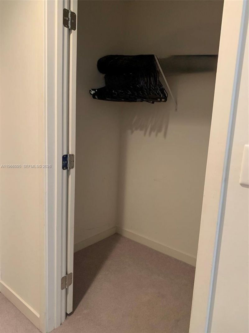 999 SW 1st Ave , Unit 1510, Miami, FL 33130 Photo